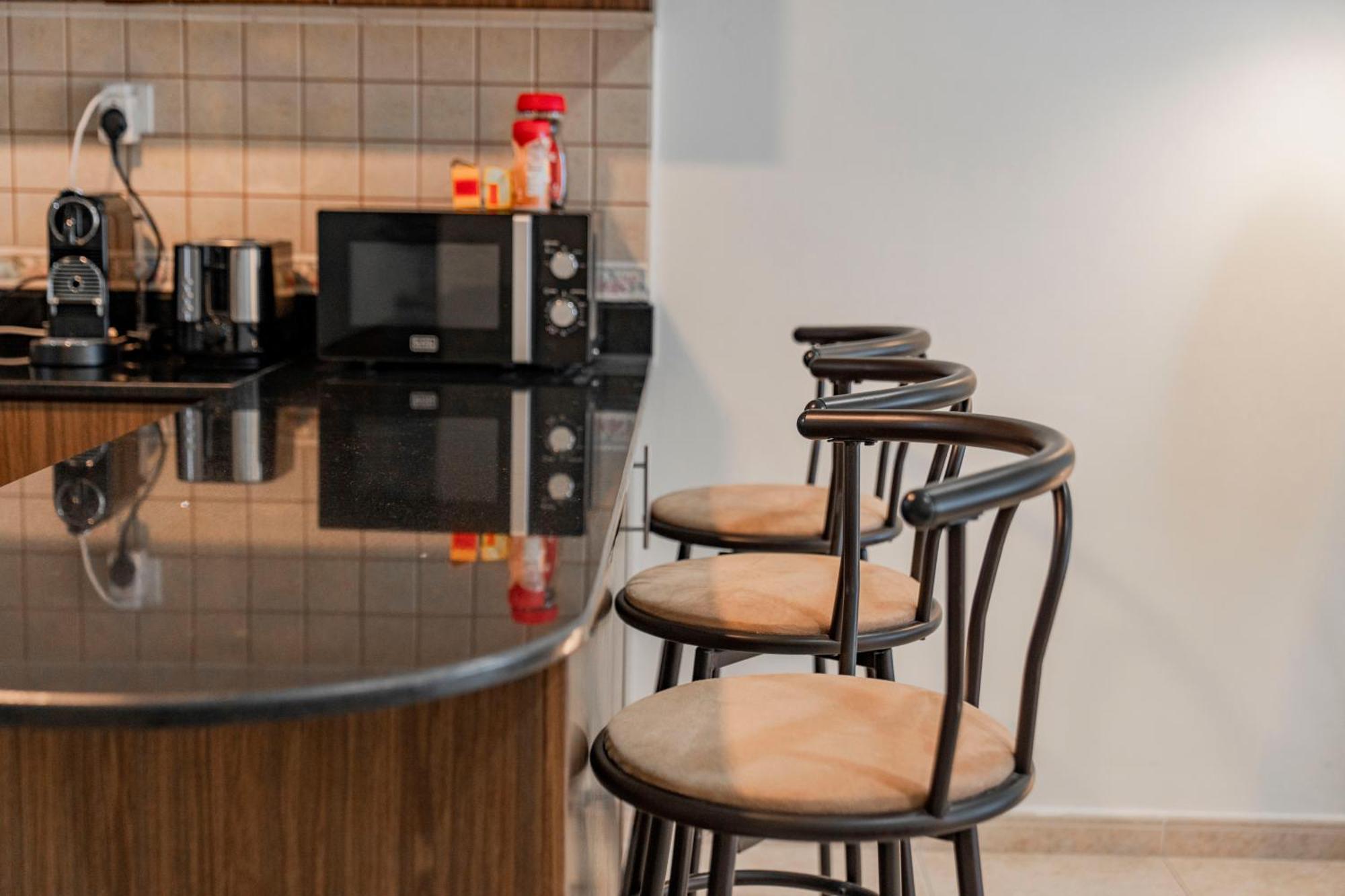 Stunning 1 Bedroom In Marina Apartment Dubai